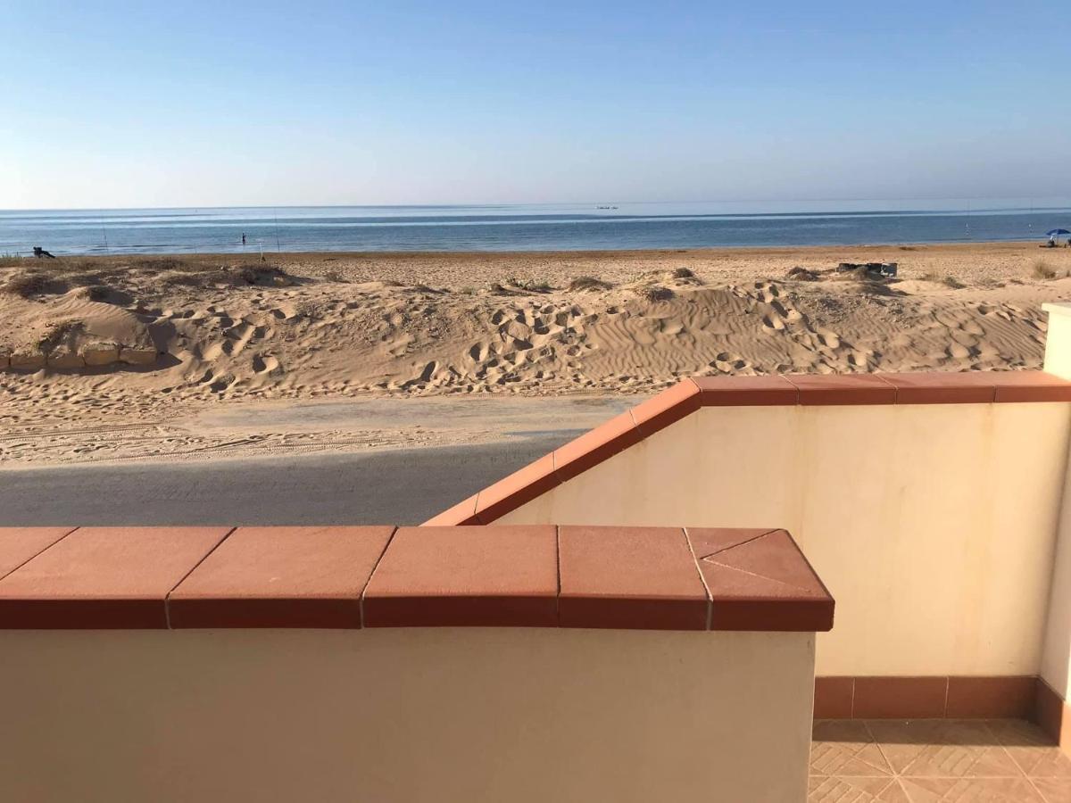 Apartamento Frontemare Tre Fontane Exterior foto